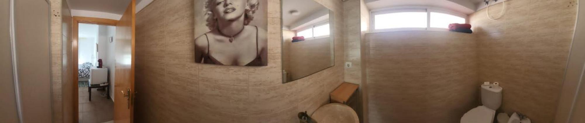 Habitaciones En Casa Compartida Retamar 阿尔梅里亚 外观 照片