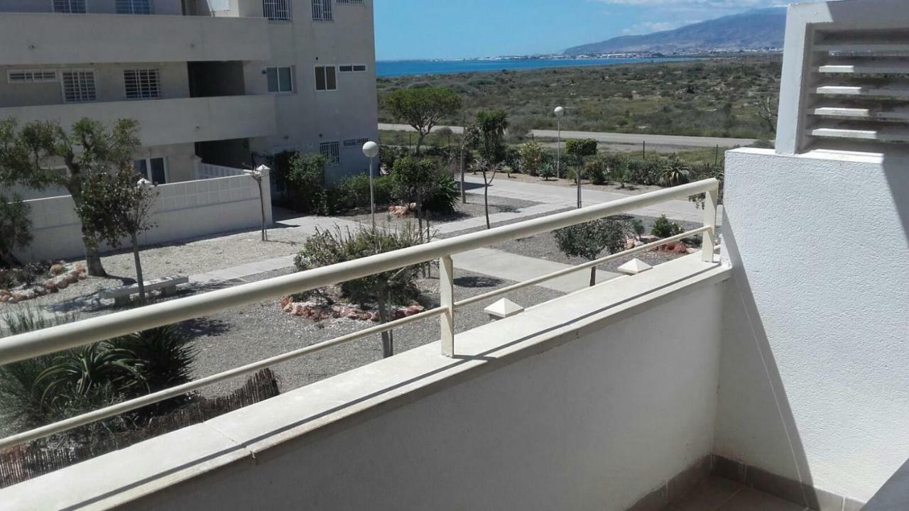 Habitaciones En Casa Compartida Retamar 阿尔梅里亚 外观 照片