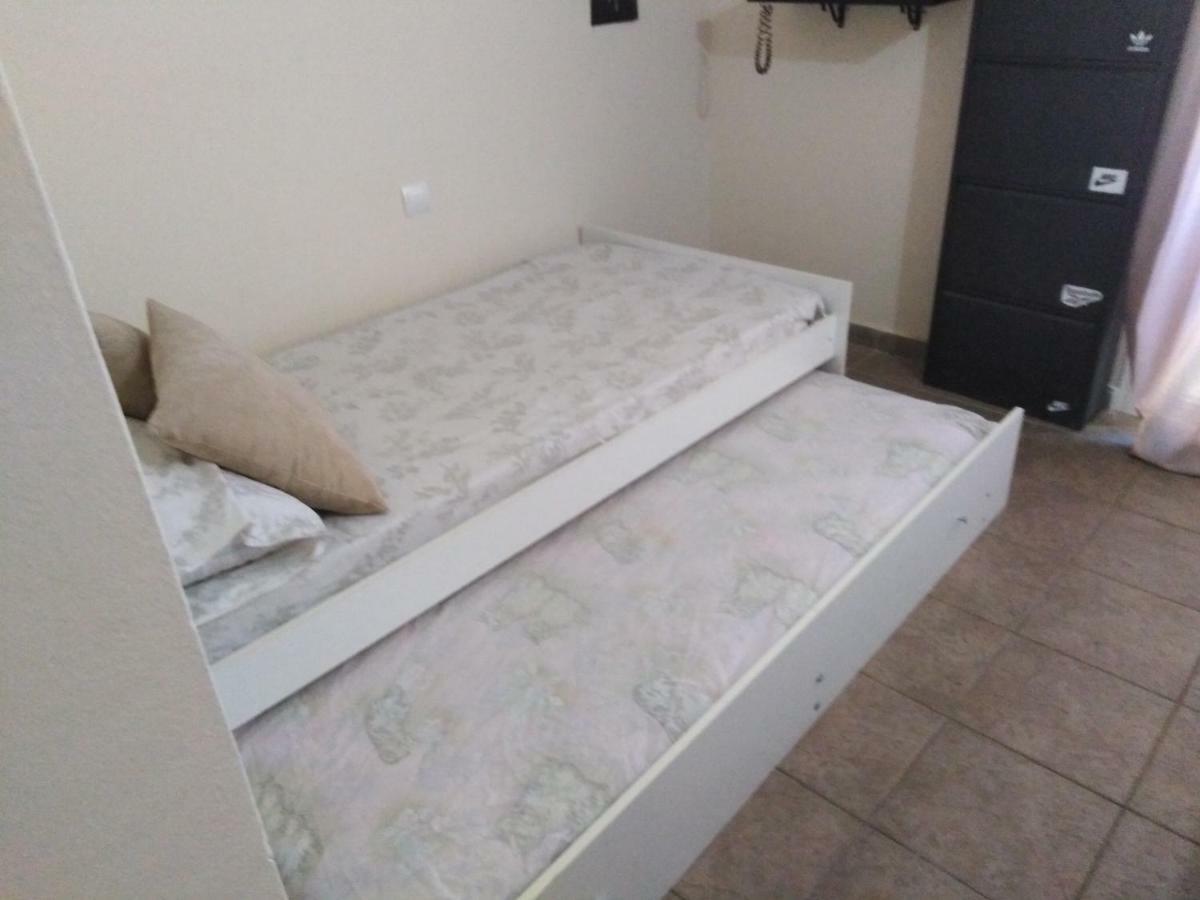 Habitaciones En Casa Compartida Retamar 阿尔梅里亚 外观 照片
